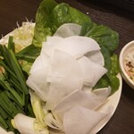 Shabuyou - しゃぶしゃぶの野菜２とちらし寿司 & ワカメご飯。。