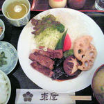 東屋 - ロース野菜定食