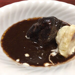 フランス料理 ル・クール - 湯煎した和牛の赤ワイン煮込み