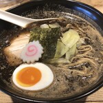 西麻布 五行 - 焦がし味噌麺 979円