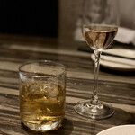 炙りにく寿司食べ放題と食べ飲み放題 個室居酒屋 灯 - ⭐️バランタイン17年をダブルで！ロックにしてもらいました、お酒こだわってますね。