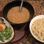 麺・力一杯 - つけ麺　700円