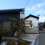 手打蕎麦 こより - 路地裏にあります