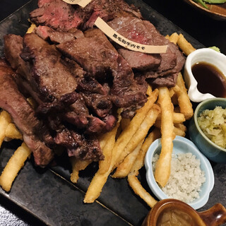 もつ煮込み専門店 沼田直系 肉塊もつやき 肉酒場沼田_0