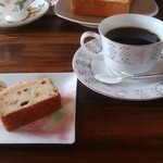 Komagome Kafe - パウンドケーキ、コーヒー