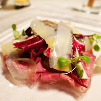 ラ・リリアーナ - 低温調理した鴨肉のカルパッチョ♪