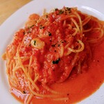 イタリア料理エスターテ - 小エビのトマトクリーム