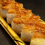 Sushi Dainingu - 【持帰】穴子の押し寿司