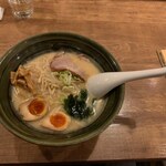 手作りの味噌らーめん 味噌樽 - 味玉味噌ラーメン