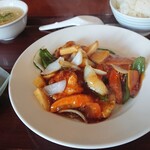 中華料理たんぽぽ - 酢豚定食。ボリュームあるーー。