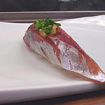 一鮨 - 釣真あじ（おまかせにぎり）