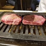 Yakiniku Tombi - 