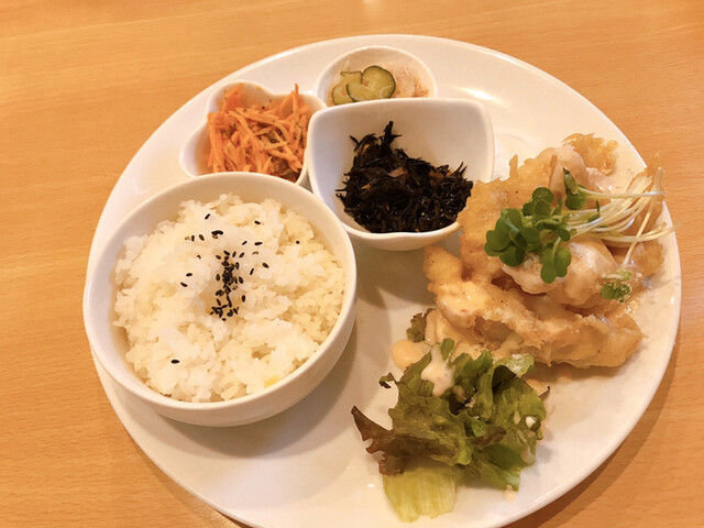 カフェ ボンボン Cafe Bombom 阿波富田 カフェ 食べログ