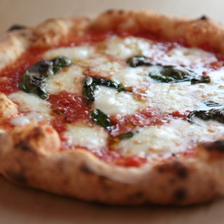 IL PAPPALARDO - 料理写真:Pizza Margherita