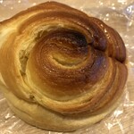 Bossamukafe - ロールパン