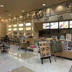 デル食堂 - 店内の軽食処