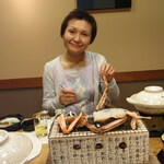 Saginoyusou - 蟹をつまんで嬉しそうです