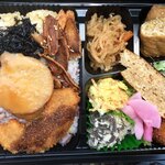 カメイノ食堂 - お惣菜弁当 680円