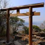 野洲小篠原食堂 - 近江富士山頂　御上神社　奥宮