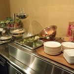 アナスティア - 