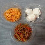 ほっともっと - 副菜も購入。