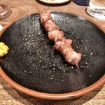 鳥茂 - 豚のアゴ焼き