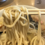 長崎ちゃんぽん・皿うどん 球磨 - 太麺リフト