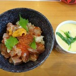 無添 くら寿司 - くらランチ「旬の海鮮丼」500円(税抜)
