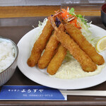 キッチン よろずや - エビフライ定食680円