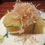 酒事と飯事 黄瀬戸 - 子持ち昆布出汁浸し