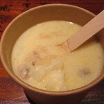 酒事と飯事 黄瀬戸 - クラムチャウダー