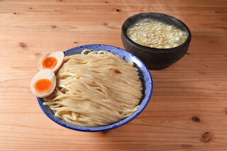Gehinna Gurai Dashi No Umai Ramen Ya - 沖縄No.1の濃厚スープ