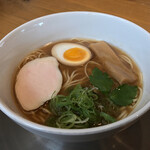 らぁ麺 めん奏心 - めん奏心(静岡県島田市金谷栄町)丸鶏中華そば トッピング別皿