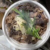 ブルーキッチン 堺筋本町店 - 黒毛和牛使用 本気の牛丼