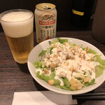 カレーハウス CoCo壱番屋 - ビール367円にシーザーサラダ262円。