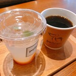 Pelican coffee - ジンジャーエール（660円）とペリカンオリジナルブレンド（550円）