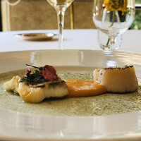 小笠原伯爵邸 - 真鯛のアサード　帆立貝　雲丹のソ－ス