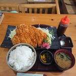 Hisashi - ロースカツ定食(ジャンボ)