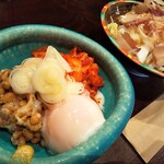 かもめ食堂 - キムチ納豆