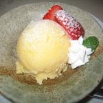 ムスタッシュ - アイスクリーム