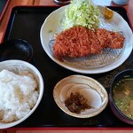 たちばな - ロースカツランチ760円+税