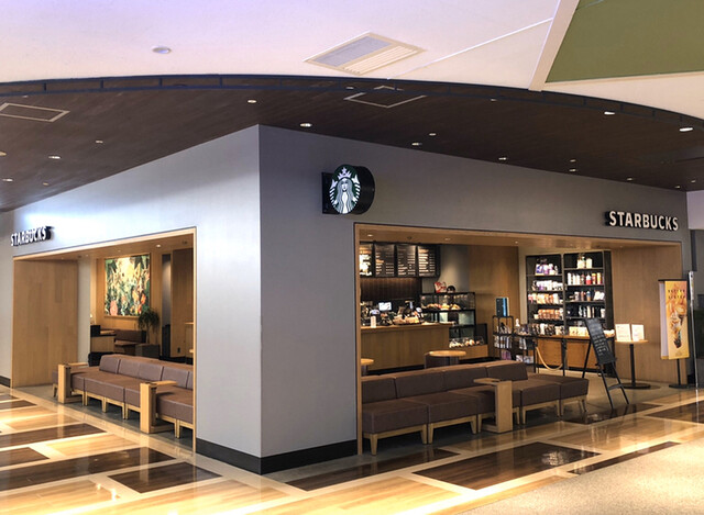 紀伊國屋書店の隣のスタバです By てっぷさん スターバックスコーヒー ザ モール仙台長町本館店 Starbucks Coffee 長町南 カフェ 食べログ