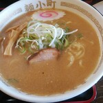 Menko machi - Bランチ（ハーフチャーハンセット）サービスラーメン（みそ）