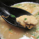 鶏家 たちばな - ラーメンにはつくねが入ってますねん