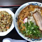 中華料理 美香蘭 - 天津麺と焼き飯