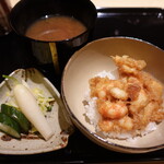 にい留 - 〆の天丼と赤出汁