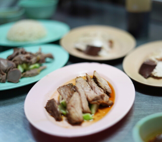 Raan Kaithong Pratunam ラーン ガイトーン プラトゥーナム プラトゥナーム市場周辺 タイ料理 食べログ Raan Kaithong Pratunam ラーン ガイトーン プラトゥーナム プラトゥナーム市場周辺 タイ料理 食べログ