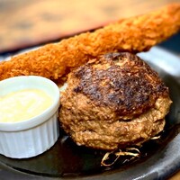 黒毛和牛100％自家製ハンバーグ＆特大有頭エビフライ定食