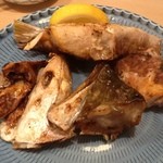 肴家 まこと - 天然ブリのあら焼き