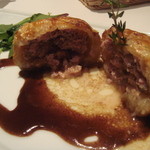 キャーヴ・ド・ポール・ボキューズ - メイン